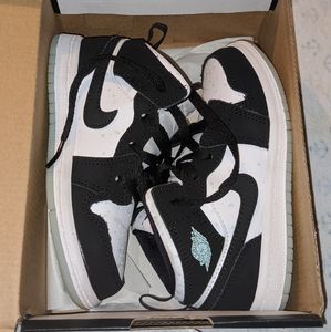 Toddler Jordan 1 Shoes